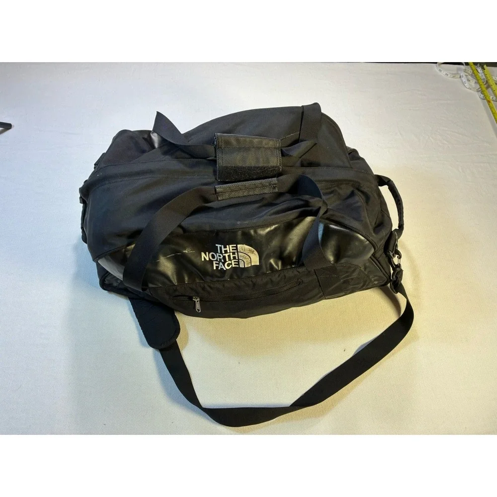 The North Face Base Camp Duffle Bag Medium Black Water Resistant Travel Bag‎
